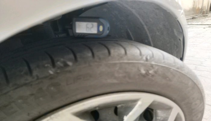 2013 Ford Figo ZXI 1.2 PETROL, Petrol, Manual, 50,752 km, tyre