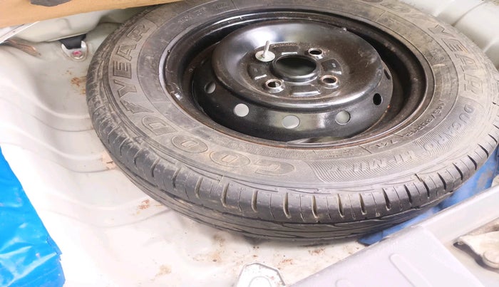 2013 Maruti Alto 800 LXI, Petrol, Manual, 74,078 km, tyre