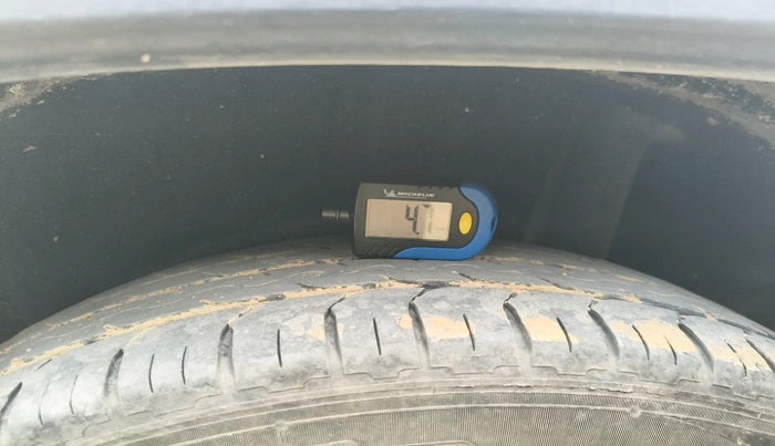 2020 Maruti Vitara Brezza VXI, Petrol, Manual, 1,10,708 km, tyre