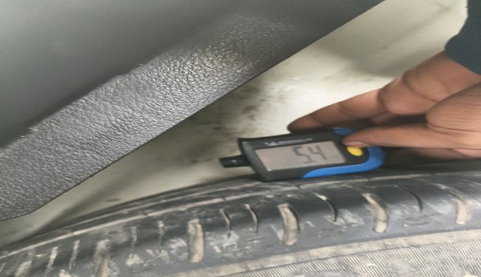 2020 Maruti Vitara Brezza VXI, Petrol, Manual, 1,10,708 km, tyre