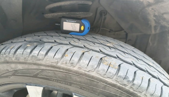 2020 Maruti Vitara Brezza VXI, Petrol, Manual, 1,10,708 km, tyre