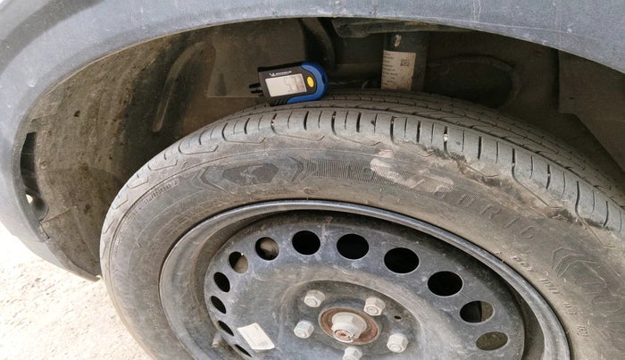 2023 Tata NEXON PURE 1.2 PETROL, Petrol, Manual, 9,776 km, tyre