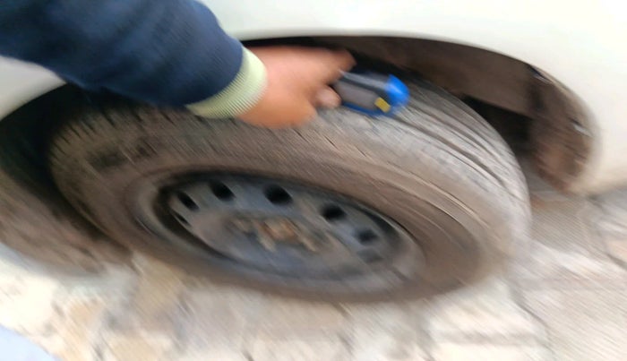 2019 Maruti Swift VXI, Petrol, Manual, 48,276 km, tyre