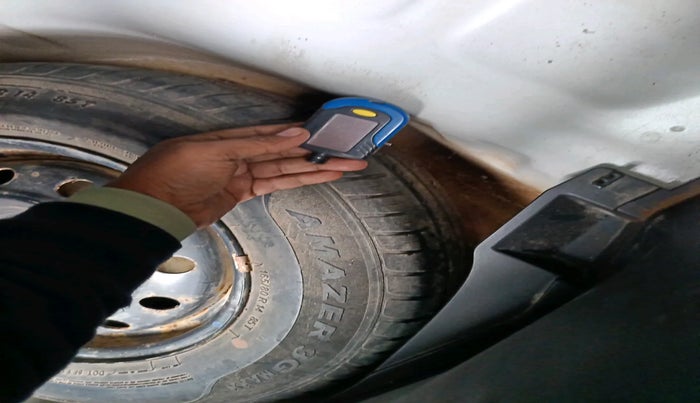 2019 Maruti Swift VXI, Petrol, Manual, 48,276 km, tyre