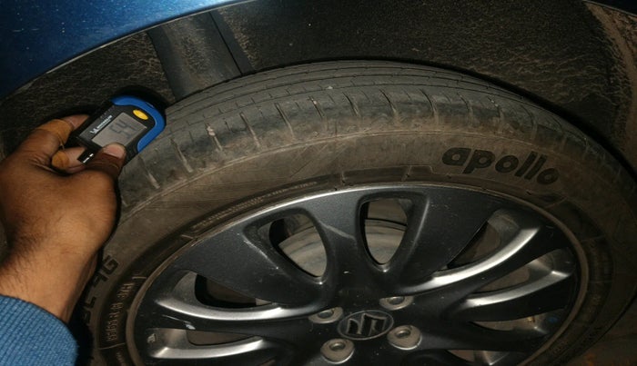 2017 Maruti Baleno ALPHA PETROL 1.2, Petrol, Manual, 1,10,839 km, tyre