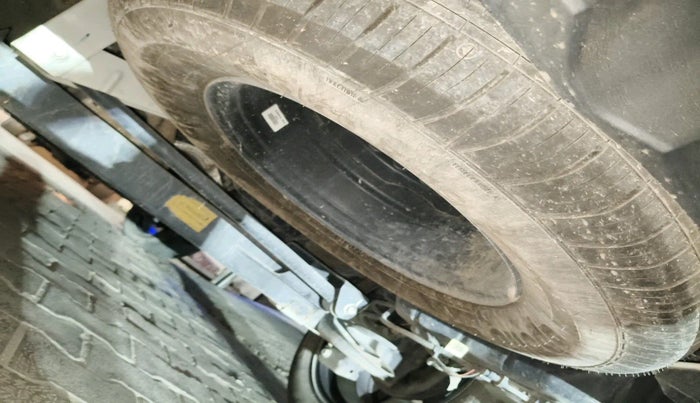 2022 Tata Harrier XTA 2.0L KRYOTEC PLUS, Diesel, Automatic, 35,767 km, tyre