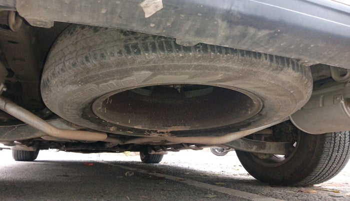 2012 Mahindra XUV500 W8, Diesel, Manual, 1,35,297 km, tyre