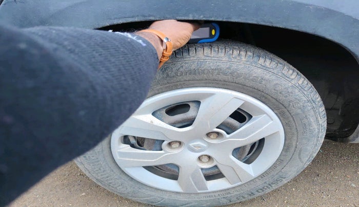 2018 Renault Kwid RXT 0.8, Petrol, Manual, 67,806 km, tyre