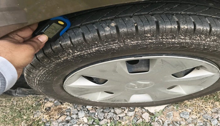 2019 Maruti New Wagon-R VXI (O) 1.2 AMT, Petrol, Automatic, 54,389 km, tyre