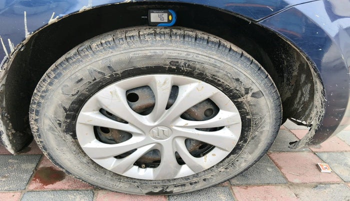 2021 Maruti Swift VXI, Petrol, Manual, 97,204 km, tyre