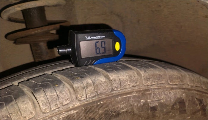 2016 Tata Tiago XM PETROL, Petrol, Manual, 58,277 km, tyre