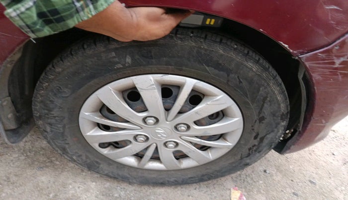 2014 Hyundai i10 SPORTZ 1.1, Petrol, Manual, 47,231 km, tyre