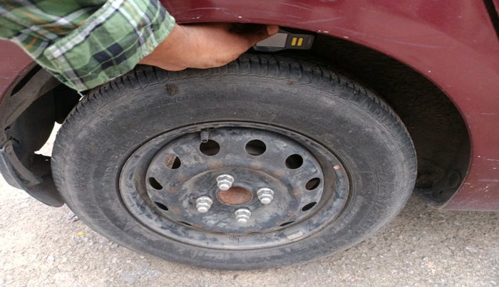 2014 Hyundai i10 SPORTZ 1.1, Petrol, Manual, 47,231 km, tyre