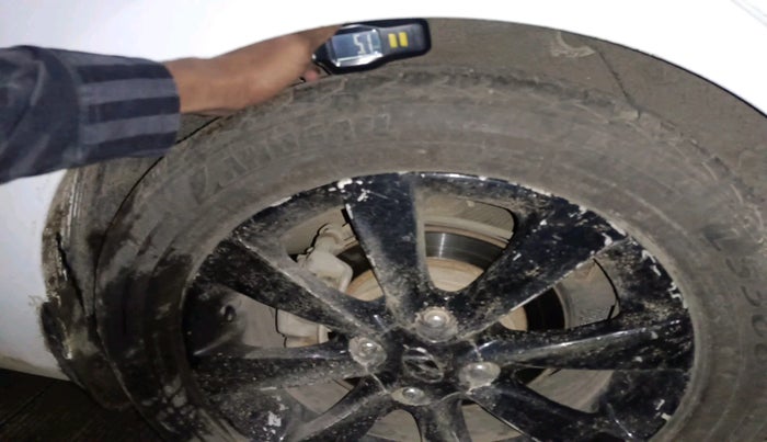 2011 Hyundai Verna FLUIDIC 1.6 CRDI SX, Diesel, Manual, 18,057 km, tyre