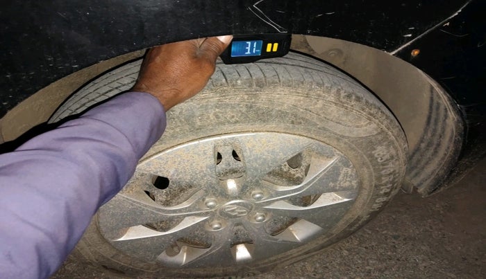 2014 Hyundai Xcent S 1.2, Petrol, Manual, 36,970 km, tyre