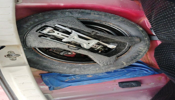 2018 Maruti Celerio VXI, Petrol, Manual, 48,110 km, tyre