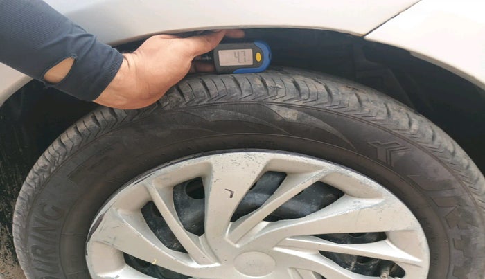 2015 Maruti Ertiga VDI, Diesel, Manual, 79,125 km, tyre