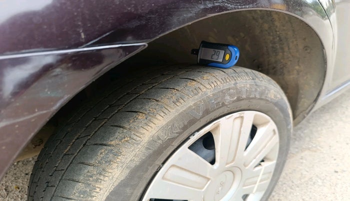 2010 Ford Fiesta EXI 1.4 DIESEL, Diesel, Manual, 97,317 km, tyre