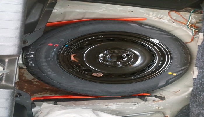 2021 Toyota Glanza G, Petrol, Manual, 57,724 km, tyre