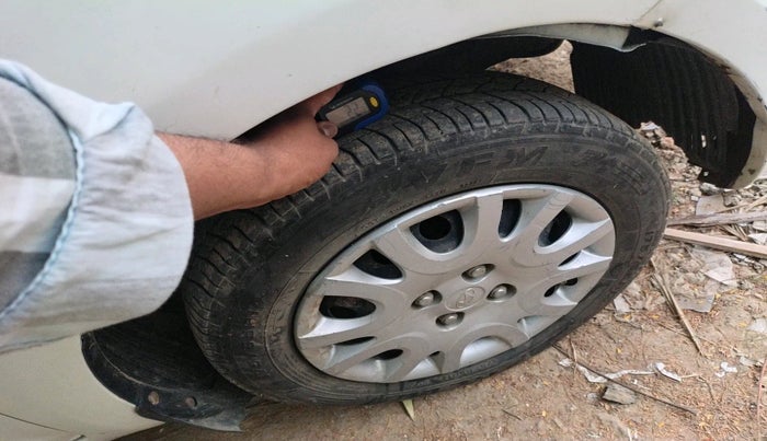 2010 Hyundai i20 MAGNA (O) 1.2, Petrol, Manual, 1,49,927 km, tyre