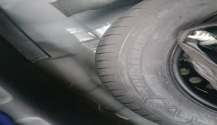 2024 Tata NEXON Pure 1.2 Petrol 6AMT, Petrol, Manual, 9,015 km, tyre