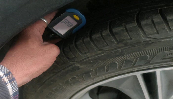 2016 Hyundai Creta SX PLUS AT 1.6 PETROL, Petrol, Automatic, 42,878 km, tyre