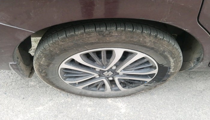 2023 Maruti Ertiga ZXi (O), Petrol, Manual, 58,894 km, tyre