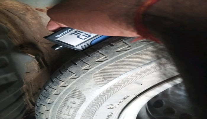 2019 Honda Amaze 1.2L I-VTEC E, Petrol, Manual, 1,56,015 km, tyre