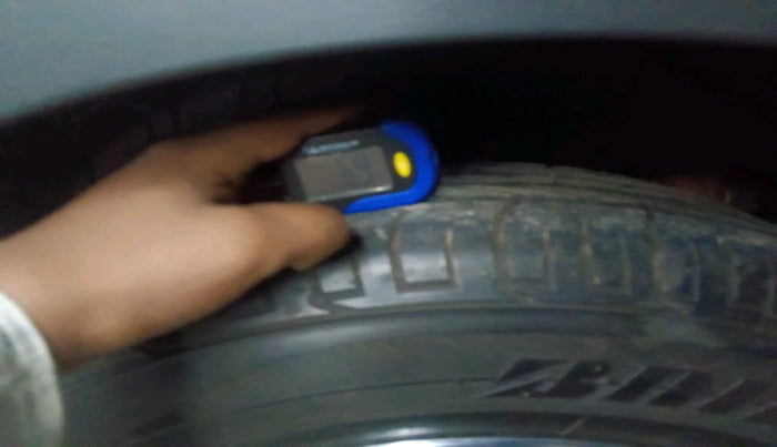 2022 Mahindra XUV300 W8 (O) 1.2 PETROL, Petrol, Manual, 17,986 km, tyre