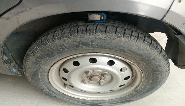 2011 Maruti Ritz LXI, Petrol, Manual, 80,984 km, tyre