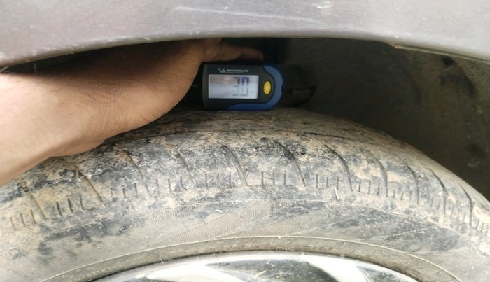 2017 Tata Tiago XT PETROL, Petrol, Manual, 1,88,764 km, tyre