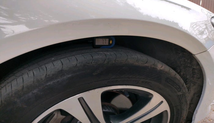 2019 Mercedes Benz E Class E 220 D, Diesel, Automatic, 75,394 km, tyre