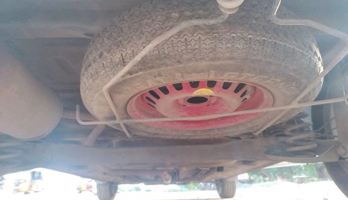 2023 Renault TRIBER RXZ, Petrol, Manual, 73,028 km, tyre