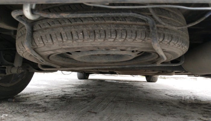 2015 Maruti Ertiga VXI, Petrol, Manual, 68,225 km, tyre