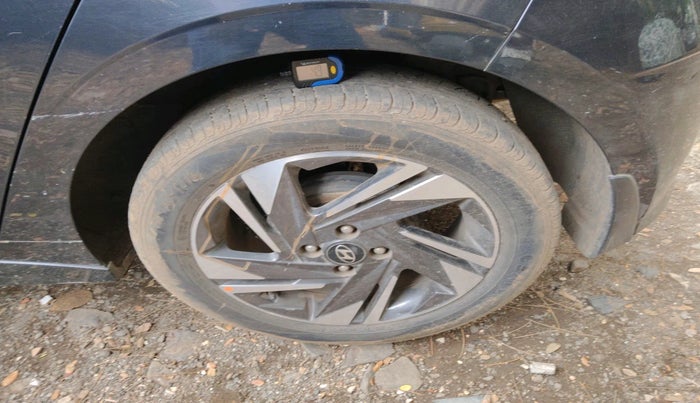 2021 Hyundai NEW I20 ASTA 1.2 AT, Petrol, Automatic, 48,988 km, tyre