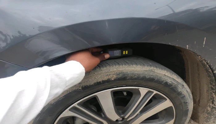 2023 Honda Amaze 1.2L I-VTEC VX, Petrol, Manual, 28,894 km, tyre