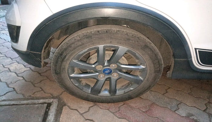 2018 Ford FREESTYLE TITANIUM PLUS 1.5 DIESEL, Diesel, Manual, 97,549 km, tyre