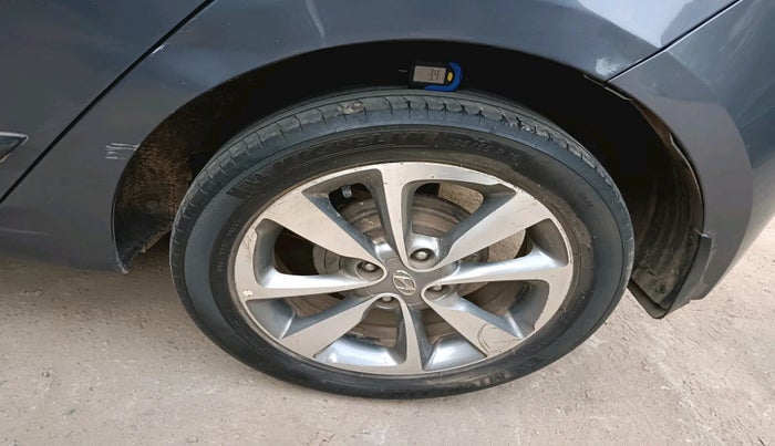 2016 Hyundai Elite i20 ASTA 1.2 (O), Petrol, Manual, 64,374 km, tyre