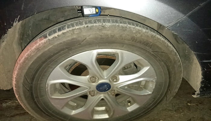 2016 Ford New Figo TITANIUM1.5 DIESEL, Diesel, Manual, 1,98,270 km, tyre