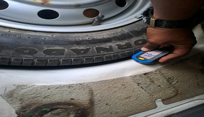 2010 Maruti Ritz LXI, Petrol, Manual, 7,421 km, tyre