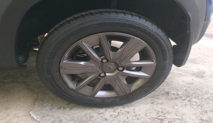 2021 Renault Kwid CLIMBER 1.0 (O), Petrol, Manual, 29,270 km, tyre