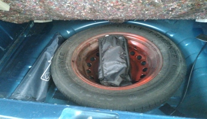 2021 Renault Kwid CLIMBER 1.0 (O), Petrol, Manual, 29,270 km, tyre