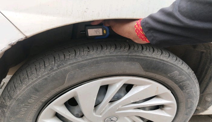 2013 Maruti Ertiga ZXI, Petrol, Manual, 98,926 km, tyre