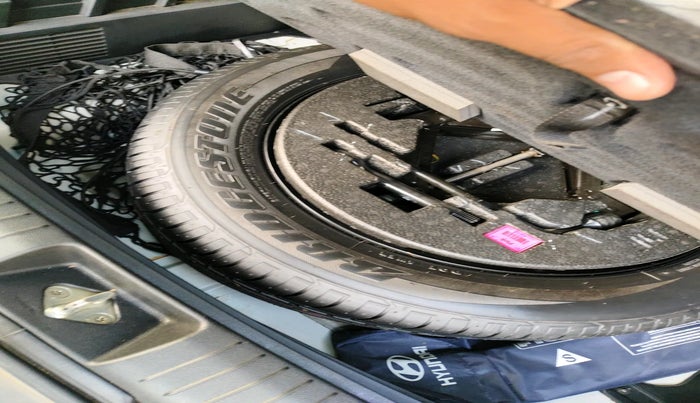 2019 Hyundai Creta SX AT 1.6 DIESEL, Diesel, Automatic, 1,10,707 km, tyre