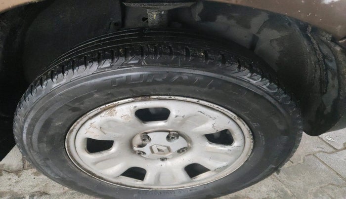 2013 Renault Duster 85 PS RXL DIESEL, Diesel, Manual, 1,65,000 km, tyre