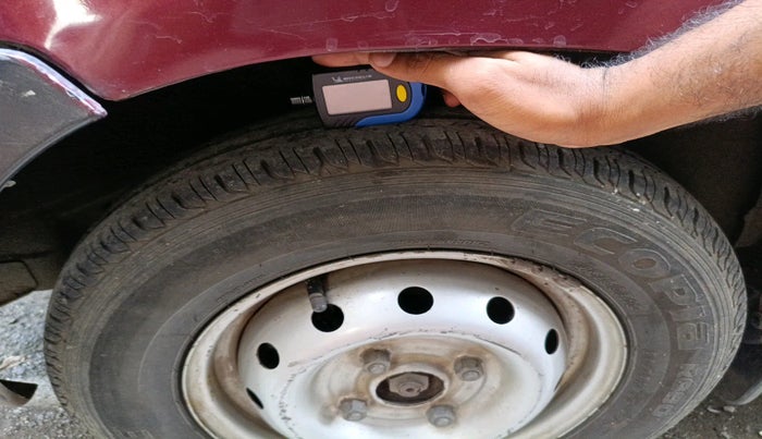 2011 Maruti Alto LXI CNG, Petrol, Manual, 51,729 km, tyre