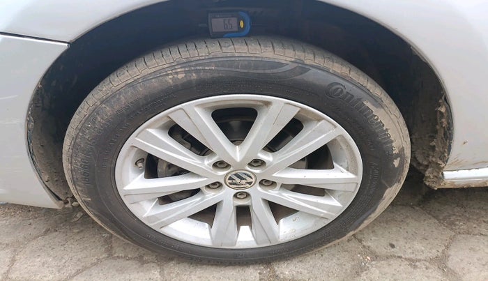 2013 Volkswagen Polo HIGHLINE DIESEL, Diesel, Manual, 64,718 km, tyre