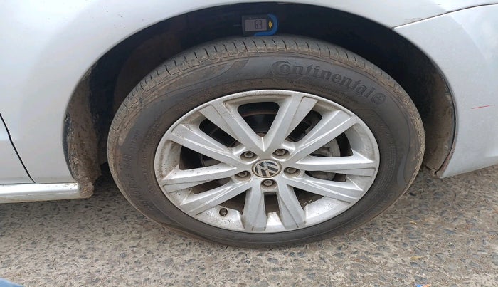 2013 Volkswagen Polo HIGHLINE DIESEL, Diesel, Manual, 64,718 km, tyre