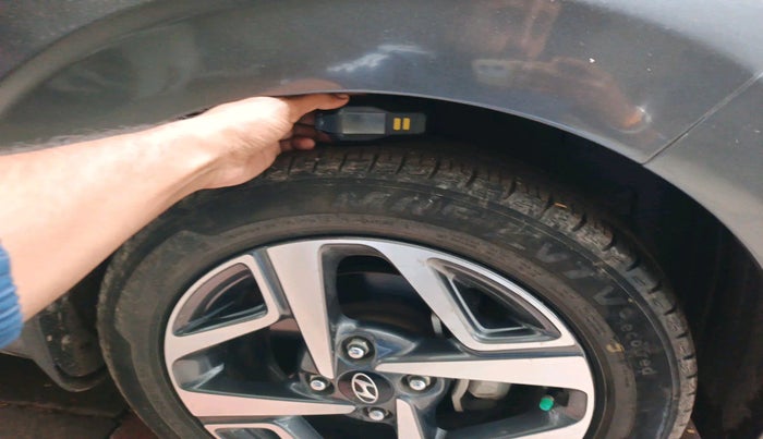 2020 Hyundai AURA SX 1.2, Petrol, Manual, 30,290 km, tyre