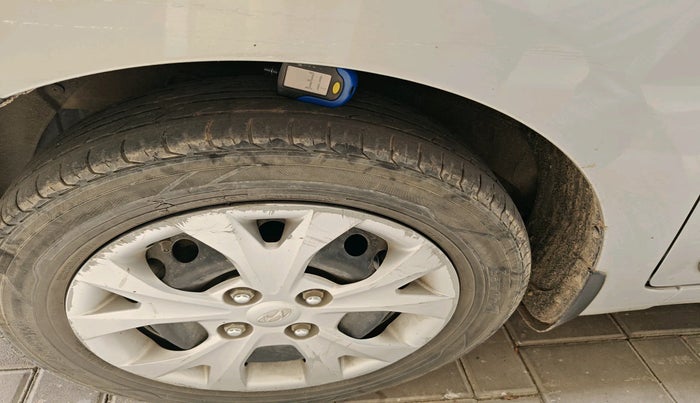 2014 Hyundai Grand i10 MAGNA 1.2 KAPPA VTVT, Petrol, Manual, 92,607 km, tyre